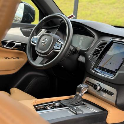 VOLVO XC90 2.0 T6 GASOLINA MOMENTUM AWD GEARTRONIC